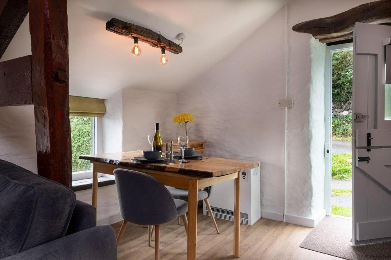 Dog Friendly Cottage, Geufron Farm Near Tywyn Bryn-crug Bagian luar foto